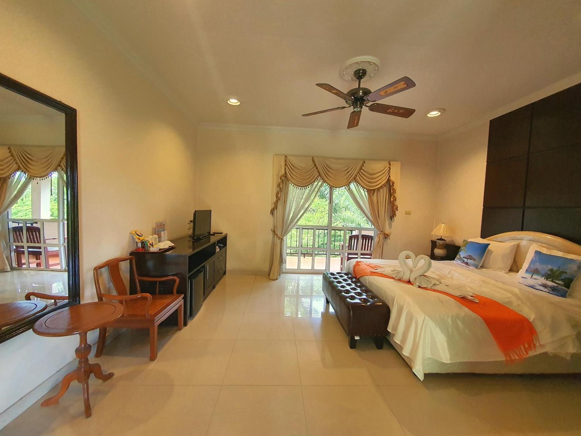 Serene Sands Bang Lamung Rum bild